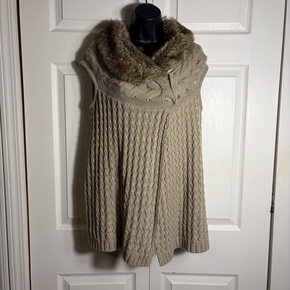 HANNAH Sleeveless Cardigan Women S Beige Faux Fur Collar Cable Knit Sweater Vest